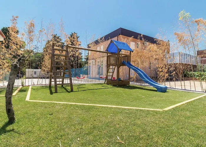 Villa In Pula With Pool Near Arena Valtura